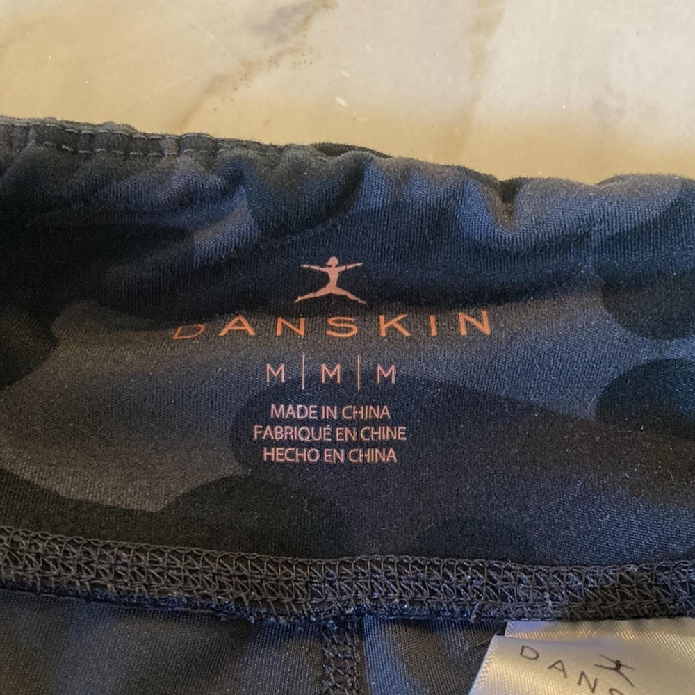 DANSKIN HIGH RISE LEGGINGS WOMEN SIZE M CAMO PRINT - Picture 6 of 13